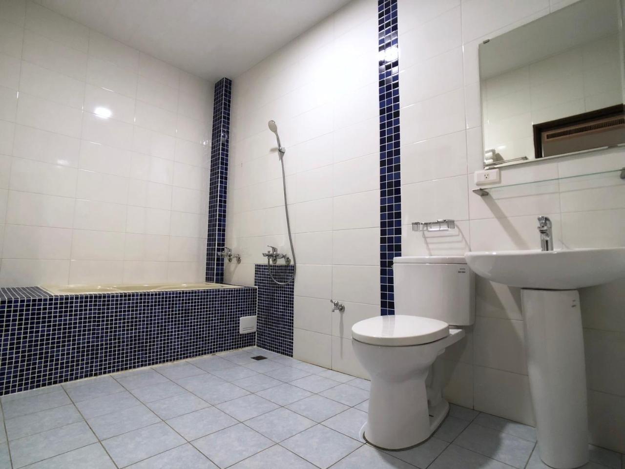Kenting True Color Hostel Hengchun Exterior photo