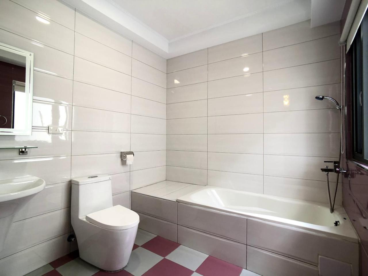 Kenting True Color Hostel Hengchun Exterior photo