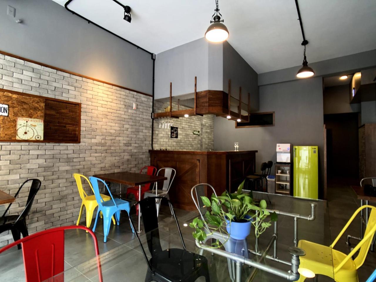 Kenting True Color Hostel Hengchun Exterior photo